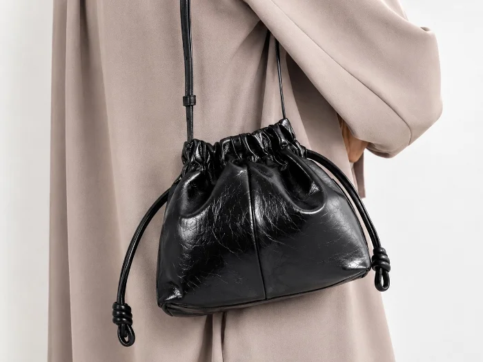Cartera Bandolera con Frunce Importada