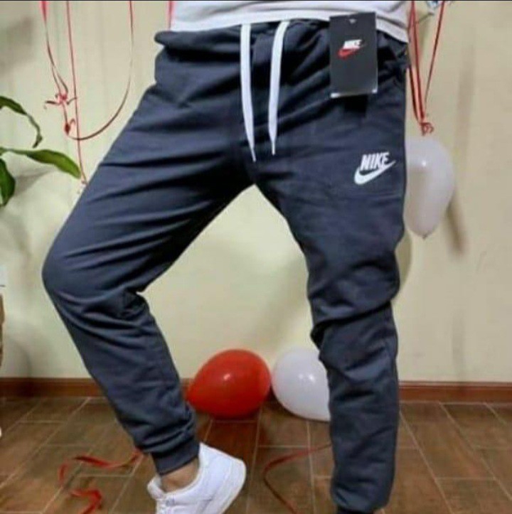 Jogging Nike de Hombre Frisado - Imagen 4