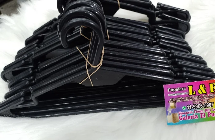 Perchas de Niño Negras X 10 Unidades