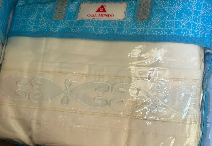 Sabanas Lisas con Funda Bordada 1pl