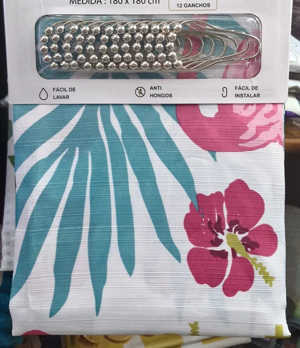 Cortina de Baño de Telas con Diseños