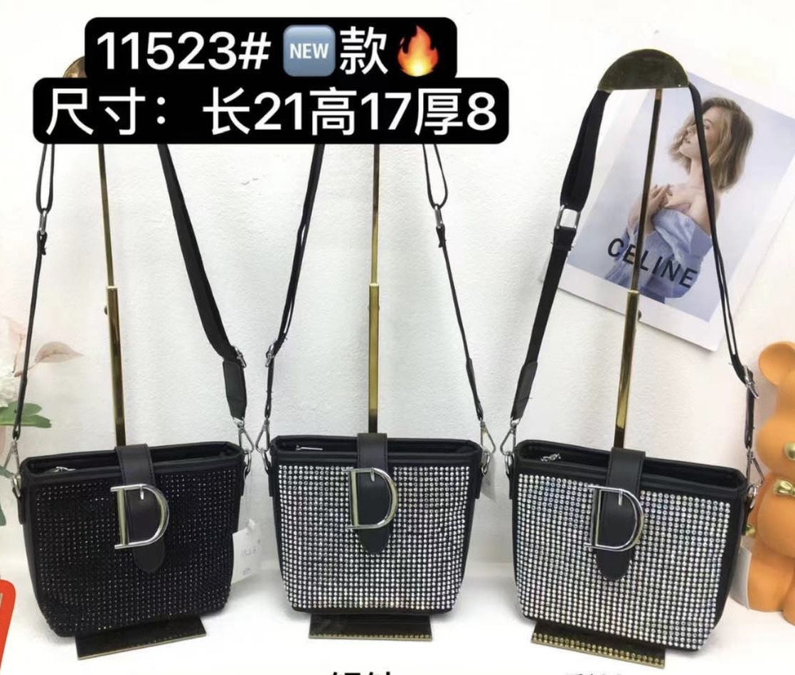 Oferta Cartera Strass - 5734.jpeg