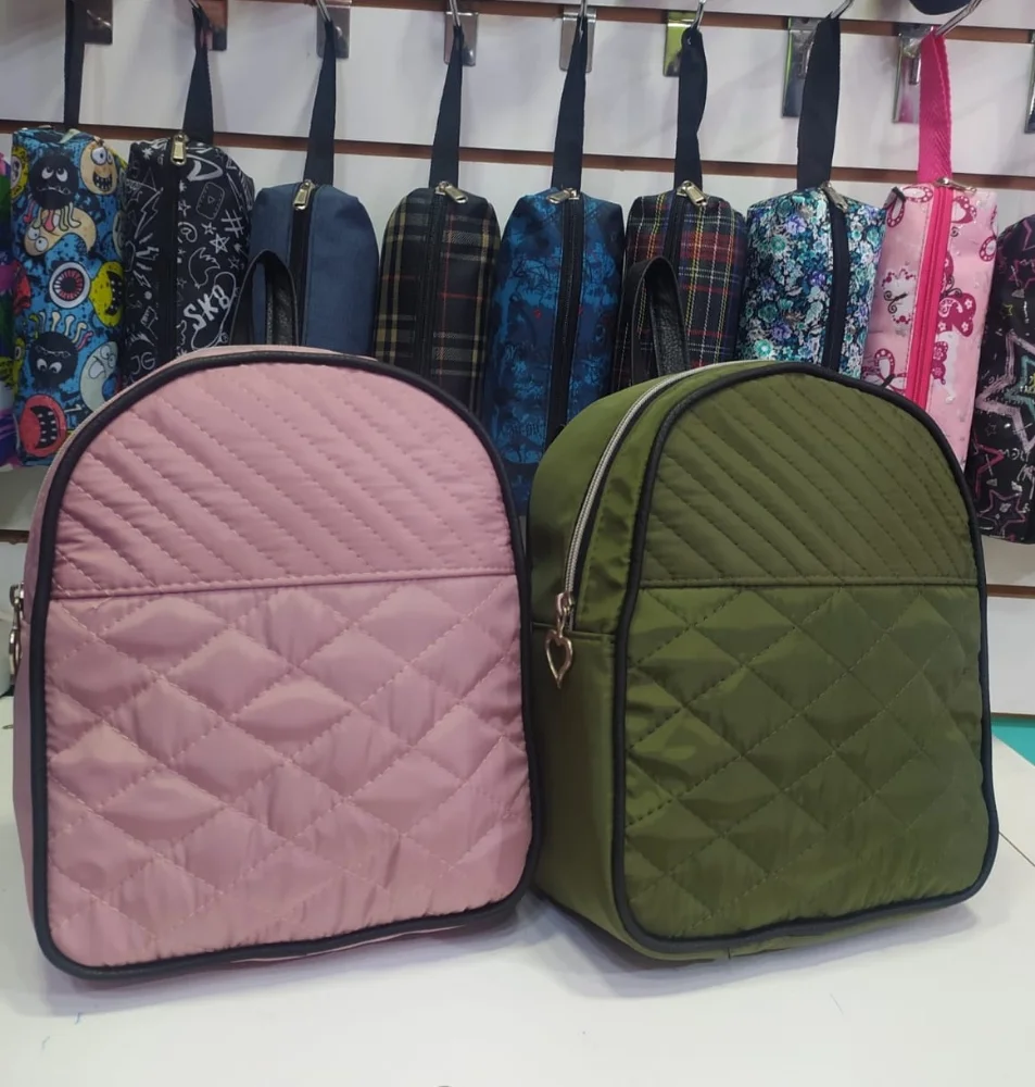 Liquidación Mochila Matalasseada Impermeable - Imagen 4