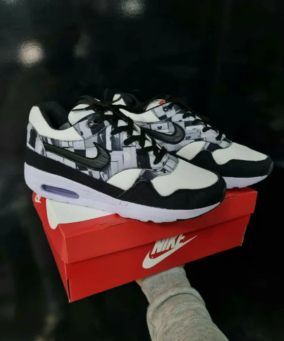 Nike Air Max Tela Black White