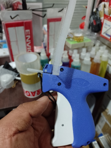 Pistola Pio para Poner Etiquetas de Ropa - Miniatura 3