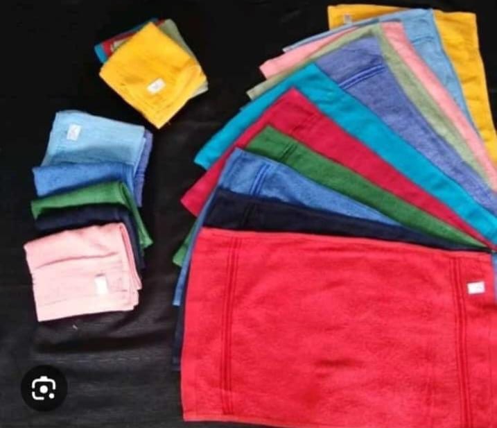 Toallas de Mano Lisas Importadas - Imagen 9
