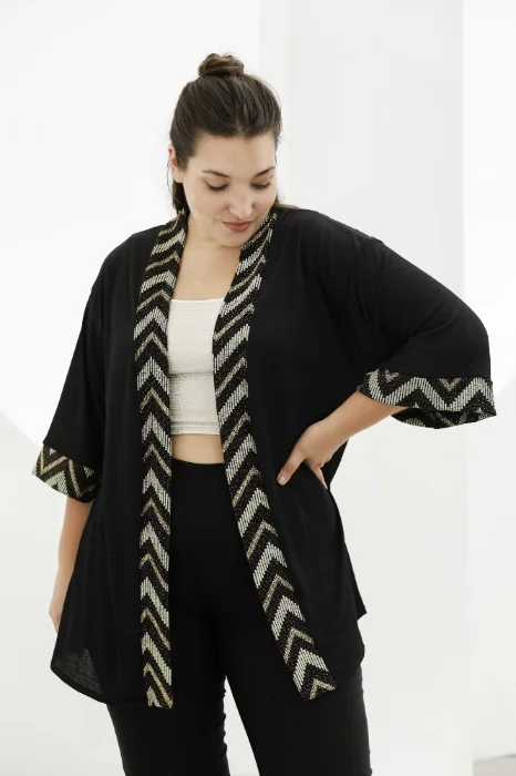 Nuria - Kimono