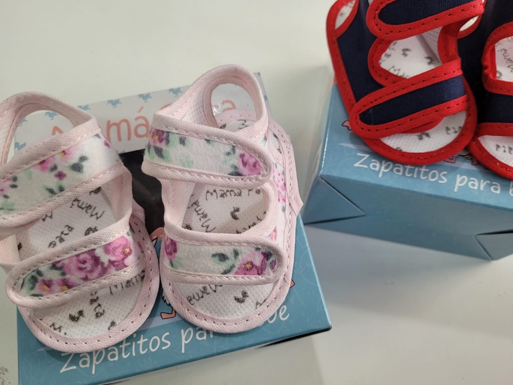 Sandalias de Bebe y Beba - Imagen 3