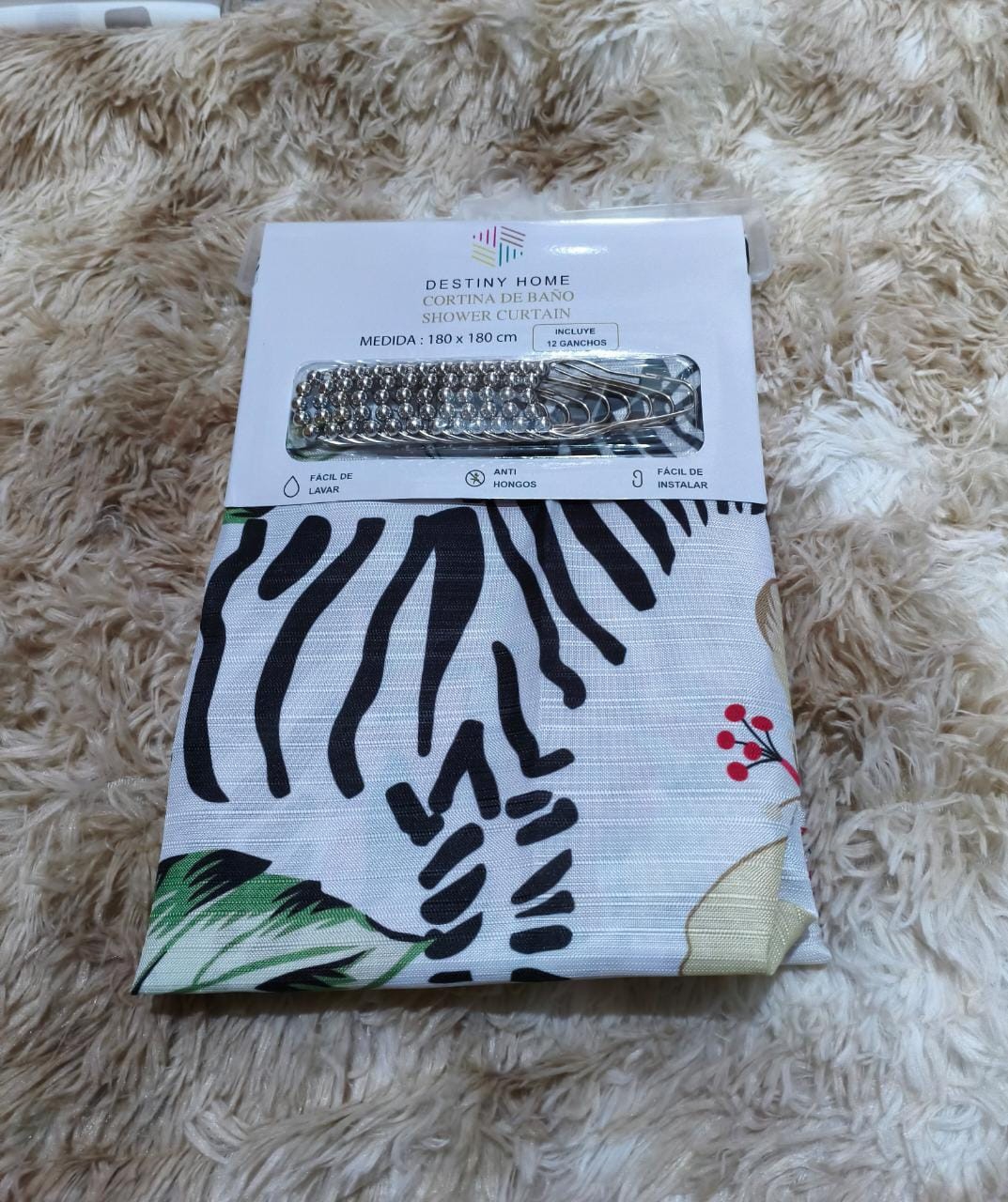 Cortina de Baño
estampada
texturadas con Ganchitos - Imagen 4