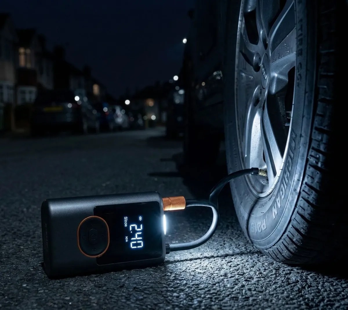 Mini Compresor Inflador con Linterna Recargable - Imagen 3