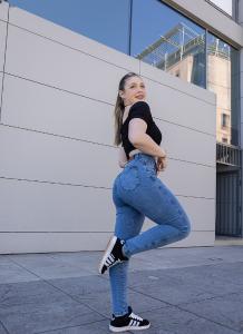 Jean Chupin de Mujer con Bolsillo Delantero $ 17,000 por Curva $ 18000 X Mayor - Miniatura 5