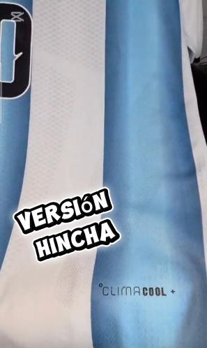 Camiseta Nacional W26 Versión Hincha con Nombres  Pack D 10 a $150,000 (talles Surt) - Miniatura 8