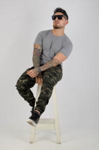 Joggers $14,000 por Curva $15,000  por Mayor