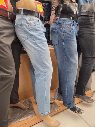 Jeans Mom  Disponibles 38 al 48 X Curva $19,000 X Mayor $20,000 Talles 50 y 52 Esp