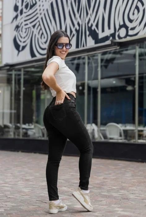 Jeans de Excelente Calidad,calce Perfecto C/ Bolsillos Delanteros X Curva $ 17,000