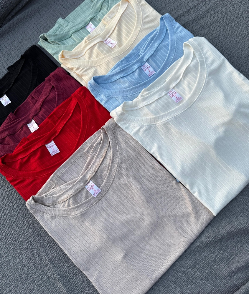 Remera con Tajo - Imagen 2