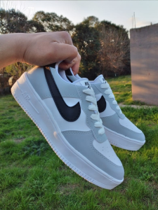 Force Tricolor Gris