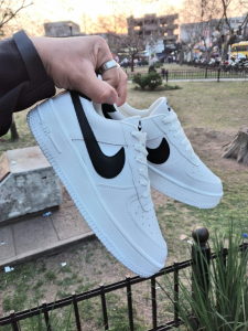 Force Blanco P/negra