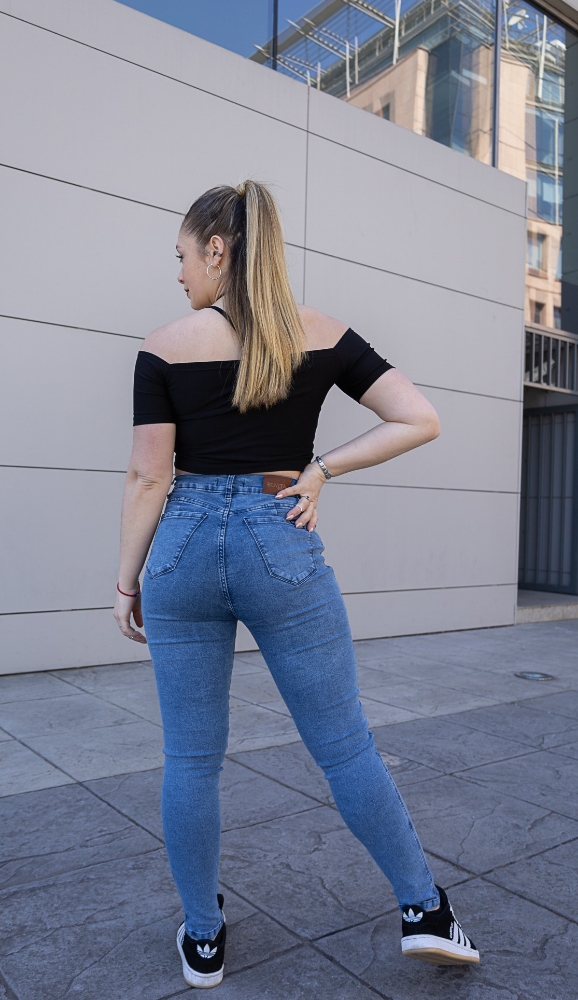 Jeans Chupin Colegial Elastizado con Bolsillo Delantero $17.000 Curva $18,000 X Mayor - Imagen 8