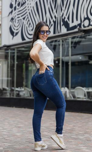 Jeans Chupin $17000 por Curva $ 18,000  X Mayor - Miniatura 3
