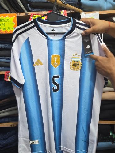 Camiseta de Argentina,con Escudo Termosellado Versión Jugador