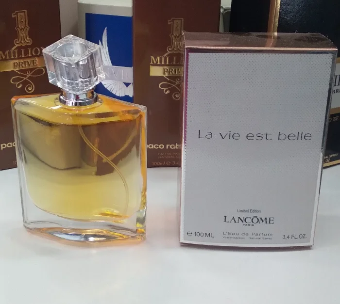Perfumes la Vida Es Bella ( Lancôme ,paris )