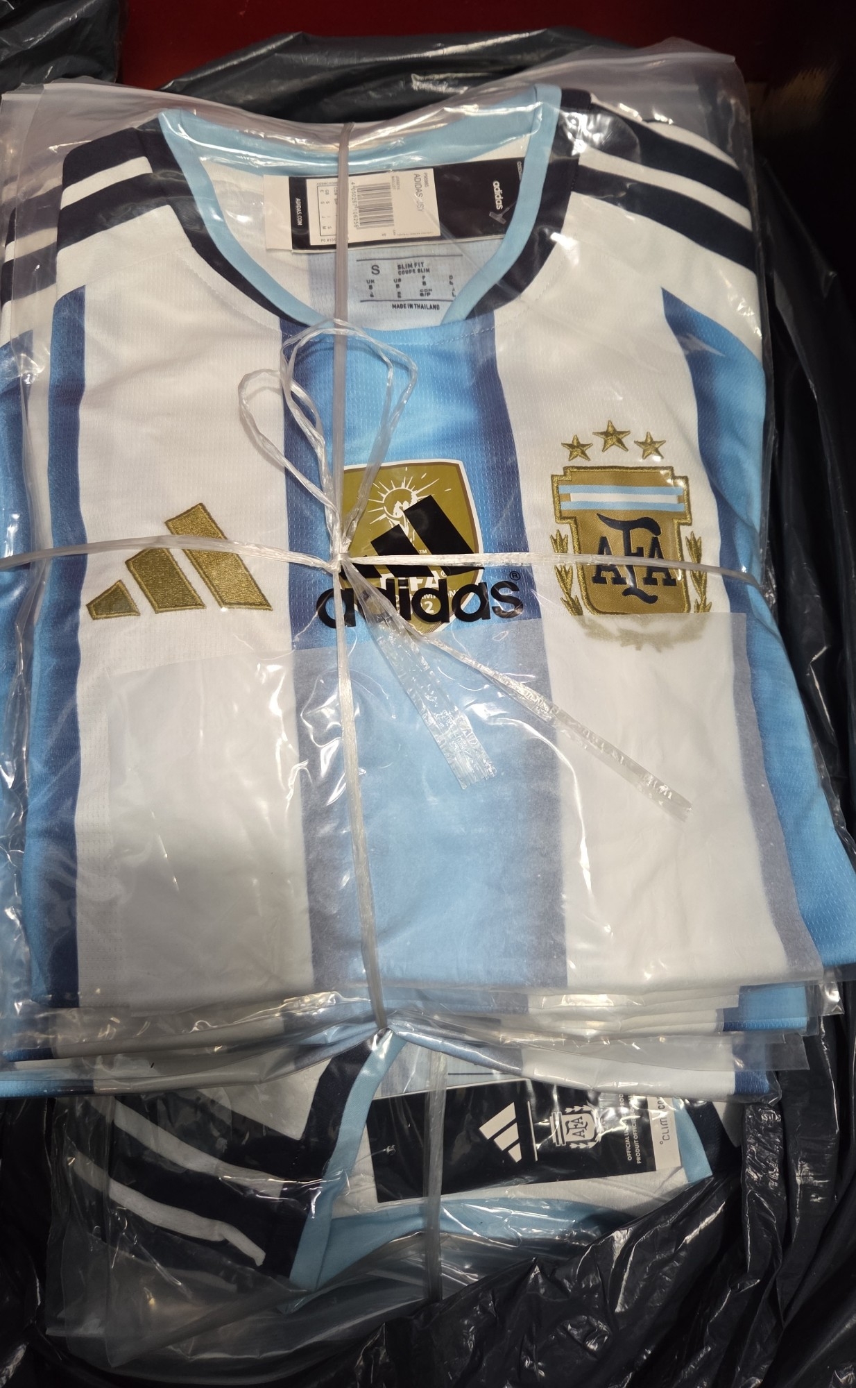Camiseta Argentina Premiun Original Versión Hincha Pack X 10 a $29,000 C/u - Imagen 2