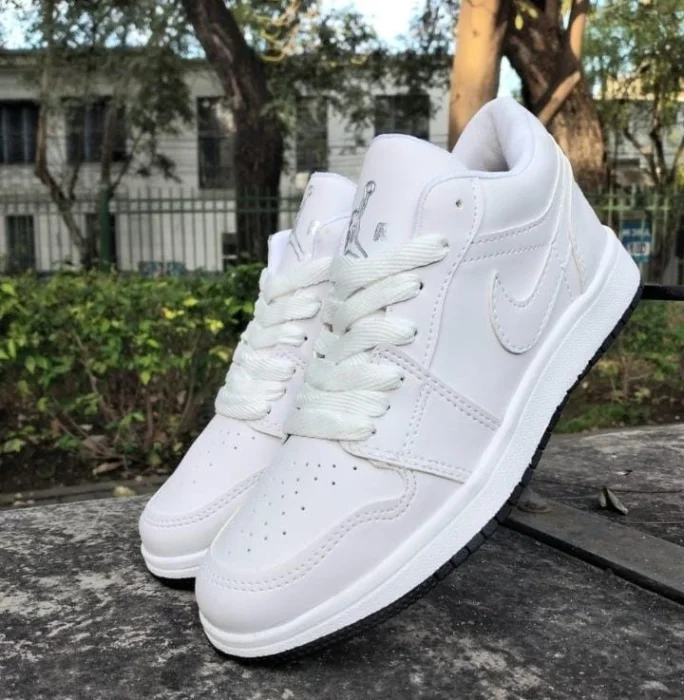Air Jordan Low Blanco