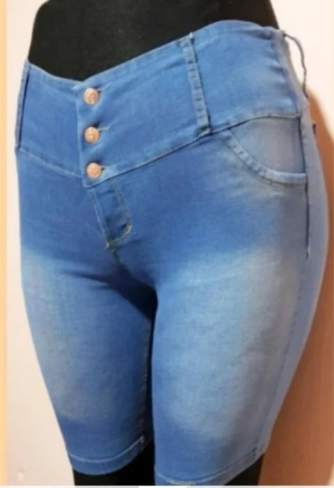 Bermudas Elastizadas Cintura Alta Dama.