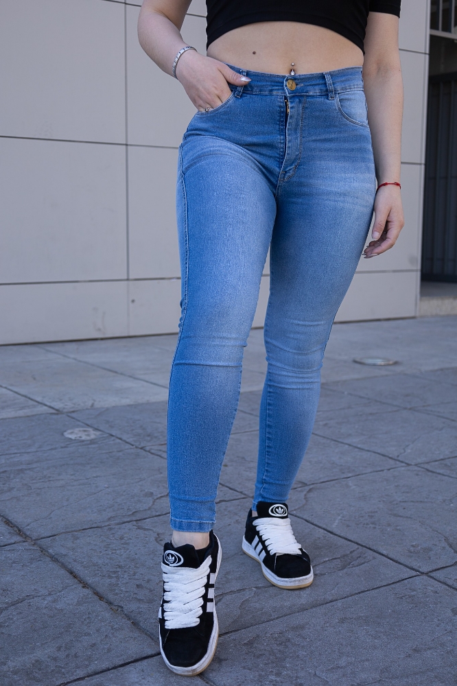 Jeans $17000 por Curva $ 18,000 X Mayor - Imagen 6