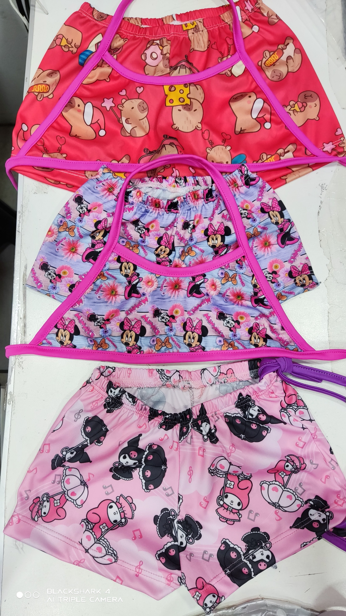 Bikinis/traje de Baño con Personajes Kpop - Imagen 1