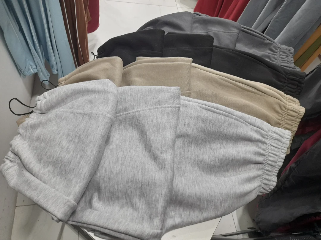 Baggy Rustico con Recorte Unisex - Imagen 4