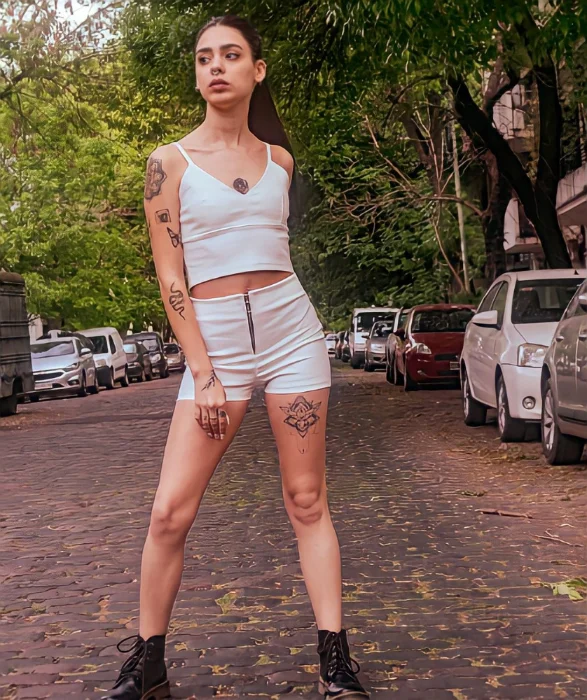 Conjunto ( Shorts Cierre y Top)