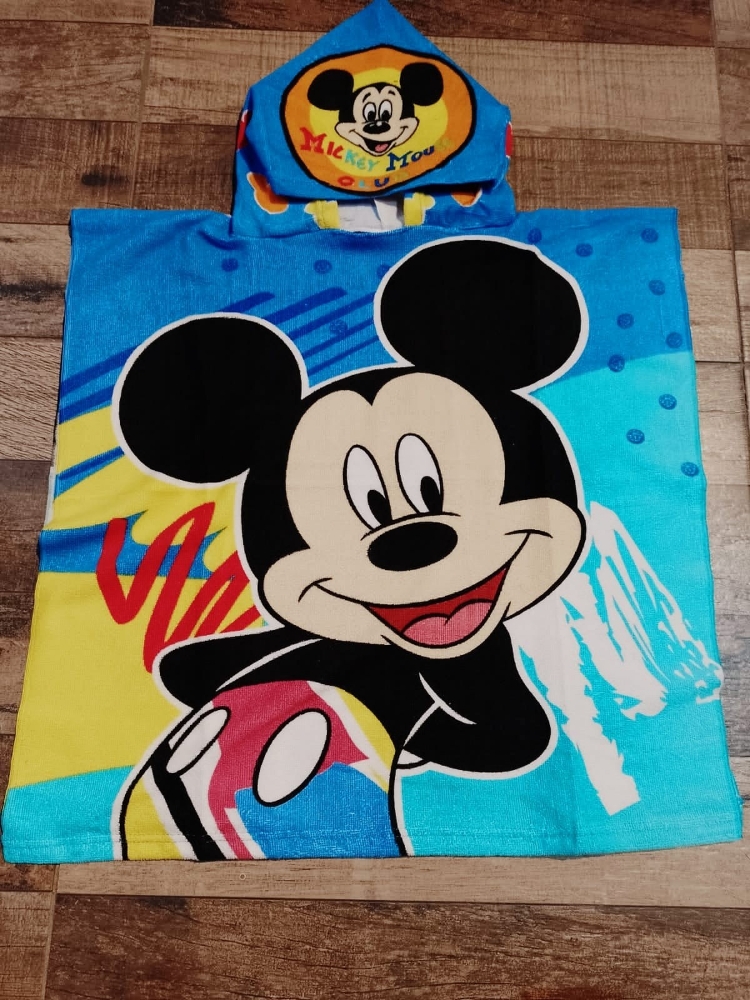 Ponchitos Infantiles y Salidas de Baño Microfibra Personajes - Imagen 4