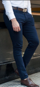 Corte Chino Azul de Gabardina