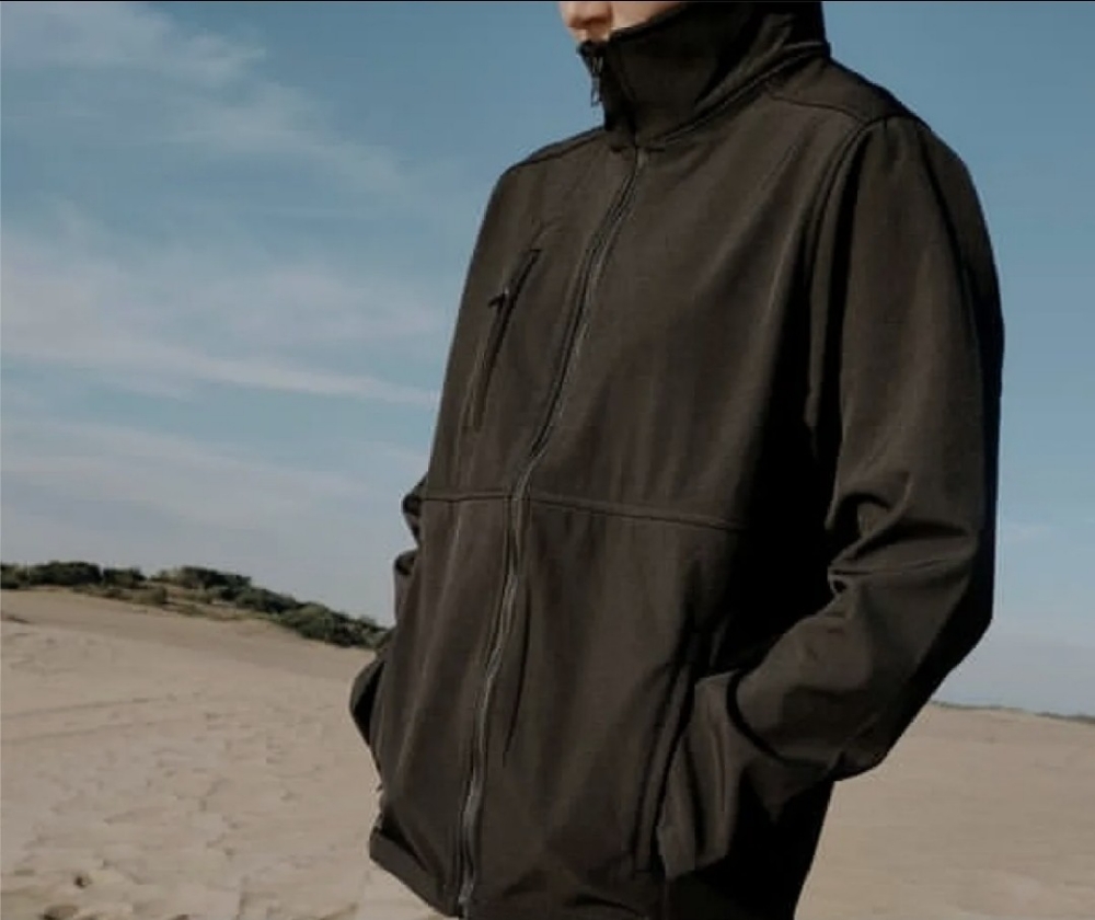 Campera Lisa Softshell Impermeable - Imagen 3