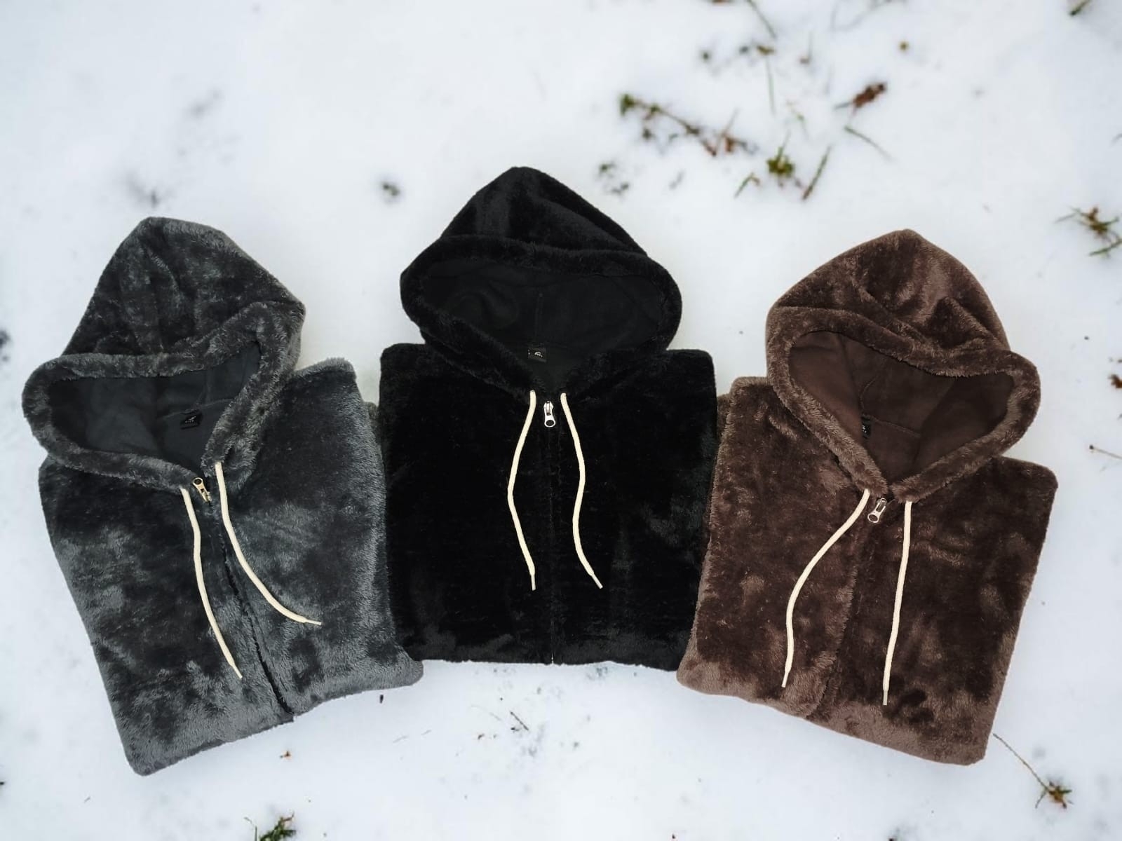 Campera Patagónica de Peluche con Polar por Adentro - Imagen 3