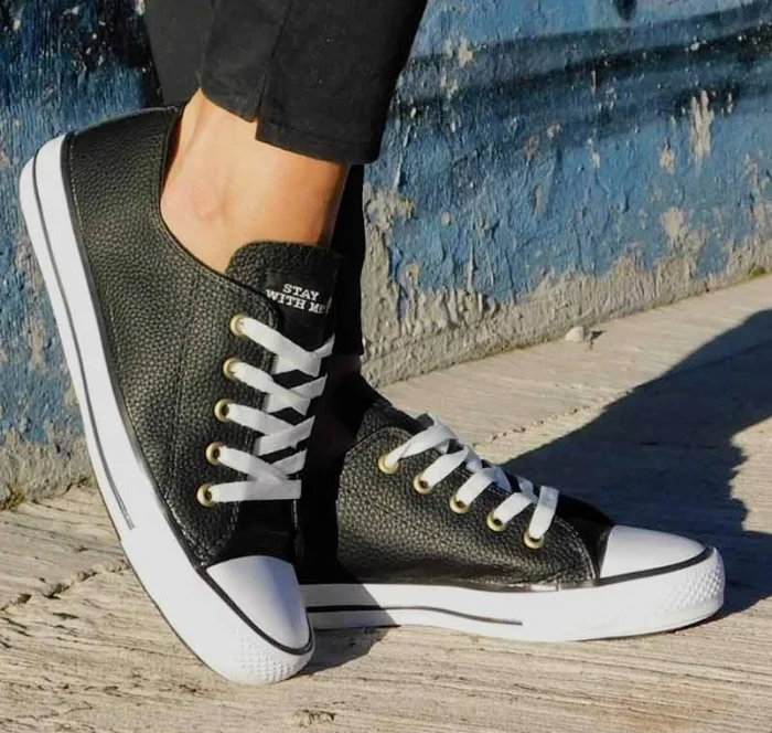 Zapatilla Cuero Sintetico Estilo Converse (art 6002)