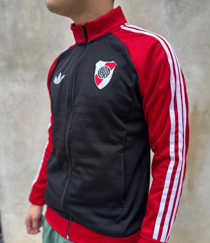 Campera de River