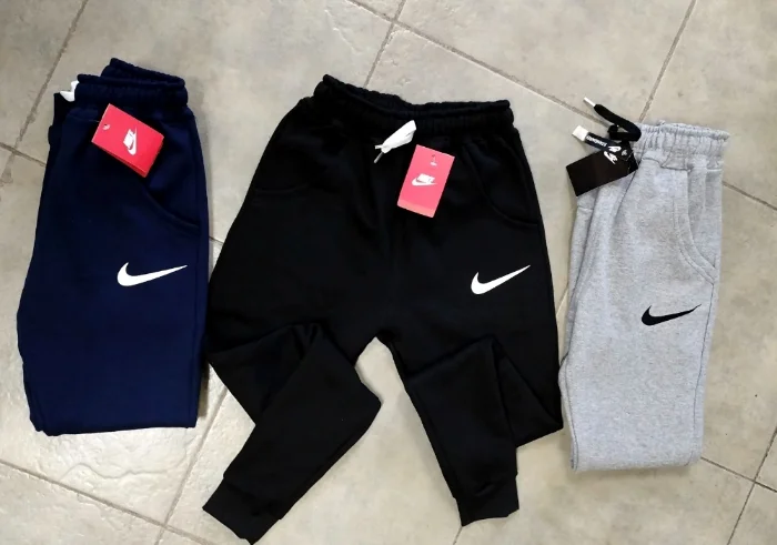 Jogging Nike Frisa