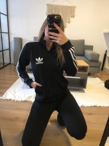 Campera Adidaas Laycra