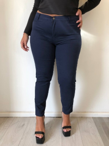 Pantalón Dama de Gabardina Azul Marino Talle Especial - Miniatura 3