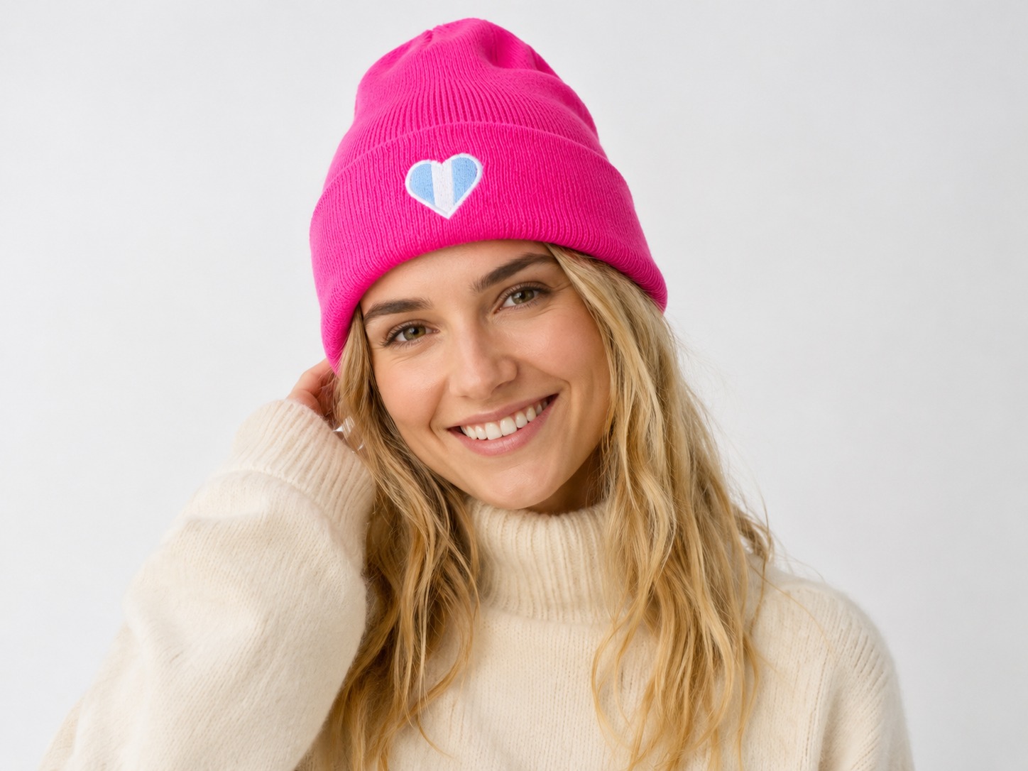 Gorro Rocky con Bordado Corazon Argentina - imgi_27_chatgpt_image_17_jun_2026_15_23_36.jpeg