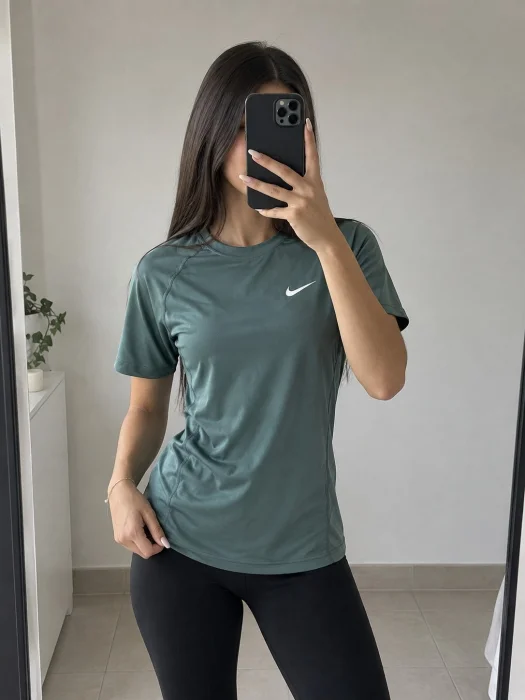 Remera Deportiva Nk
