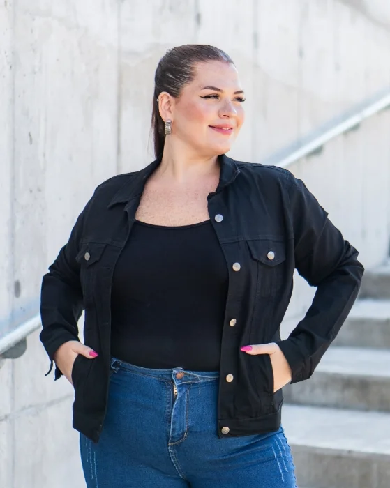 Campera de Dama Talle Especial (negro)