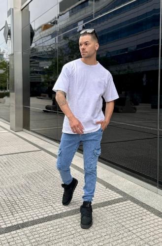Jogger Cargo Jean Celeste Hombre