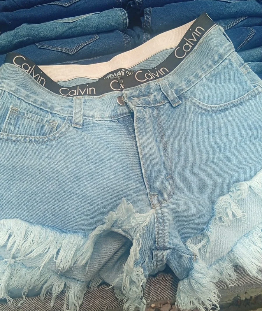 Short Jean Playero Calvin Dama - Imagen 4