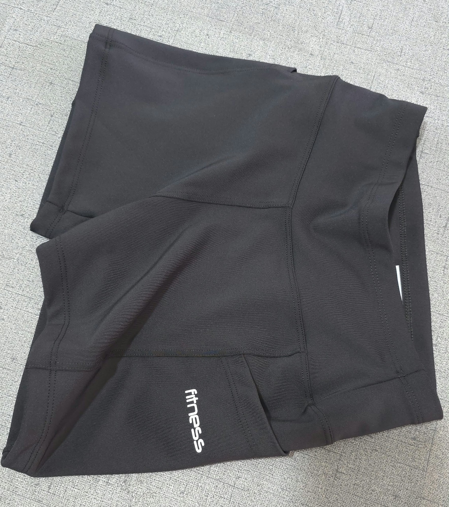 Short con Bolsillo Fitness Importado - Imagen 5