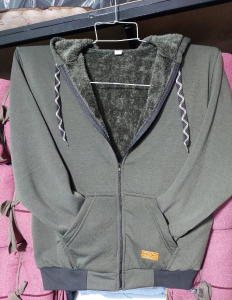 Campera de Friza con Piel Adentro  de Hombre. Talles Especiales