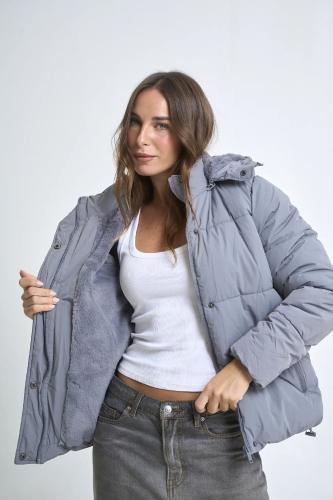 Campera con Piel Importada